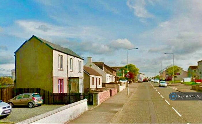 2 Bedroom Bungalow To Rent In South Street, Armadale, Bathgate, EH48