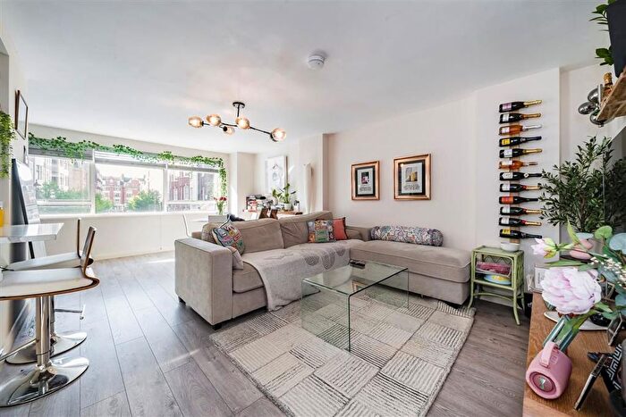 2 Bedroom Flat To Rent In Weymouth Street, Marylebone, W1G