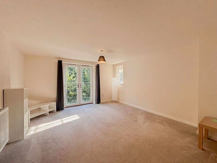 2 Bedroom Flat To Rent In Tawny Grove, Coventry, CV4