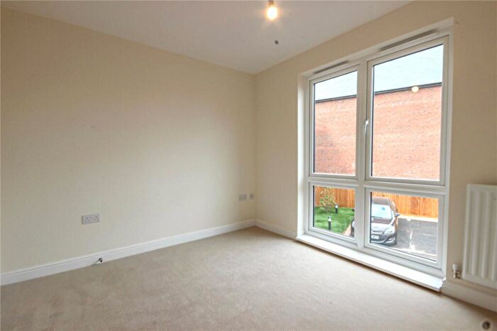 2 Bedroom Apartment To Rent In Mustoe Road, Frenchay, Bristol, BS16