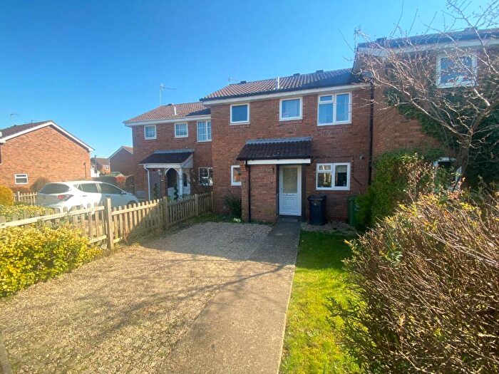 3 Bedroom Terraced House For Sale In Orrian Close, Stratford-upon-Avon, CV37
