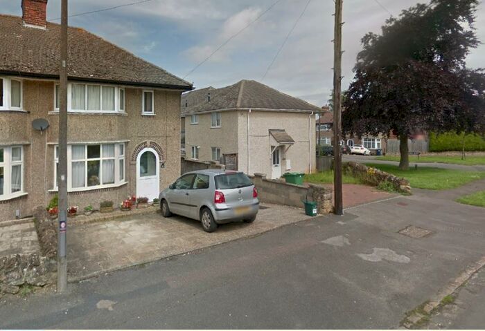 4 Bedroom Semi-Detached House To Rent In Headington, Hmo Ready Sharers, OX3