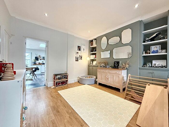 3 Bedroom Terraced House For Sale In Llwyn On Street, Caerphilly, CF83