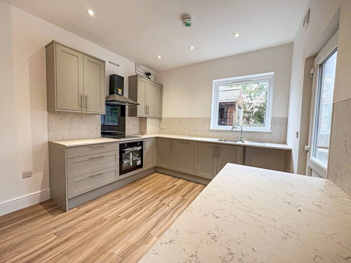 4 Bedroom Terraced House To Rent In Haddon Road, West Bridgford, NG2