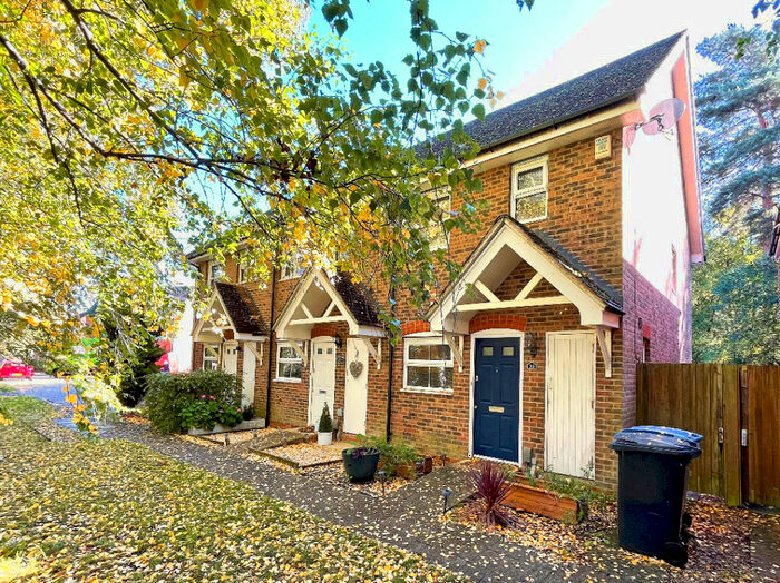 2 Bedroom End Of Terrace House To Rent In Falconers Road, Fleet, GU51