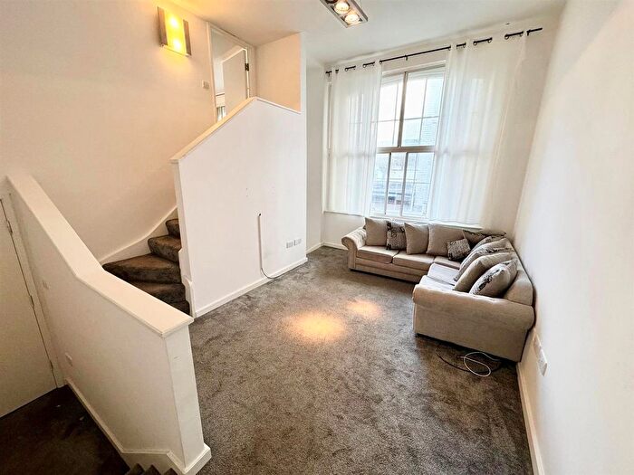 1 Bedroom Flat To Rent In The Albany, Old Hall Street, Liverpool, L3