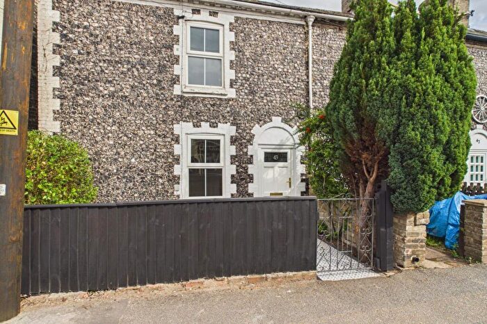 2 Bedroom Terraced House To Rent In Bury Road, Thetford, IP24