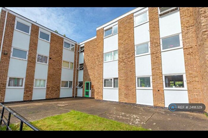 2 Bedroom Flat To Rent In Broadgate Avenue, Beeston, Nottingham, NG9