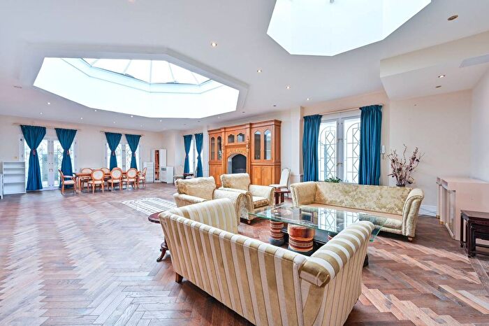 8 Bedroom Detached House To Rent In Pembroke Gardens, London, Kensington, London, W8