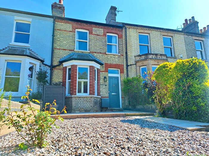 2 Bedroom Terraced House To Rent In Riverside, Cambridge, CB5