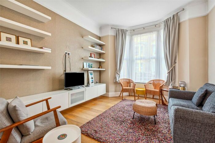 1 Bedroom Flat To Rent In Annandale Road, Turnham Green, W4