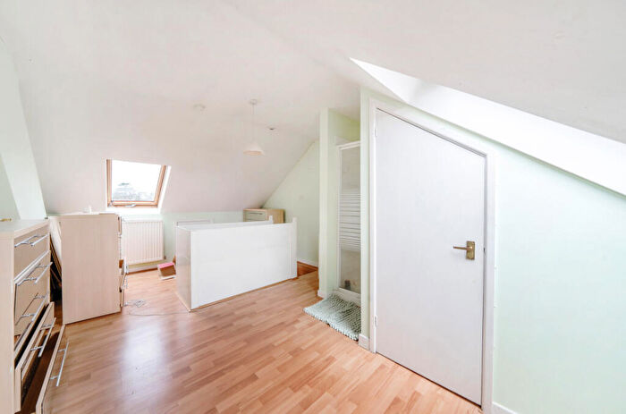 4 Bedroom Terraced House For Sale In Darvill Road, Ropley, Alresford, Hampshire, SO24