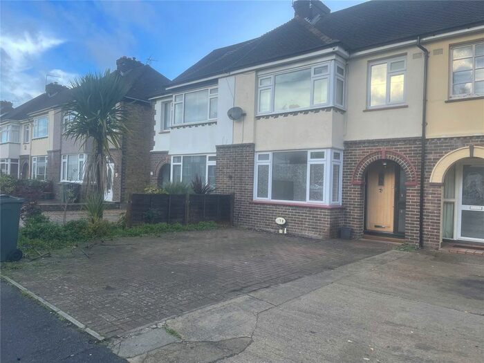 4 Bedroom Terraced House To Rent In Woodville Road, Maidstone, Kent, ME15