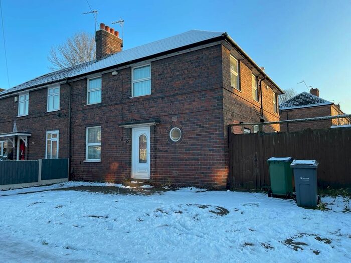 3 Bedroom Semi-Detached House To Rent In Garratt Street, West Bromwich, B71