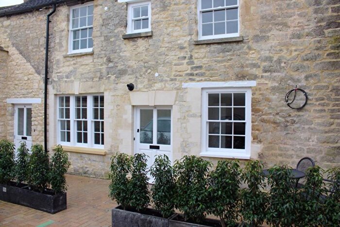 1 Bedroom Flat For Sale In Ashford Close, Woodstock, OX20