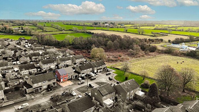 3 Bedroom Semi-detached House For Sale In Ferrers Croft, Barlestone, Nuneaton, CV13