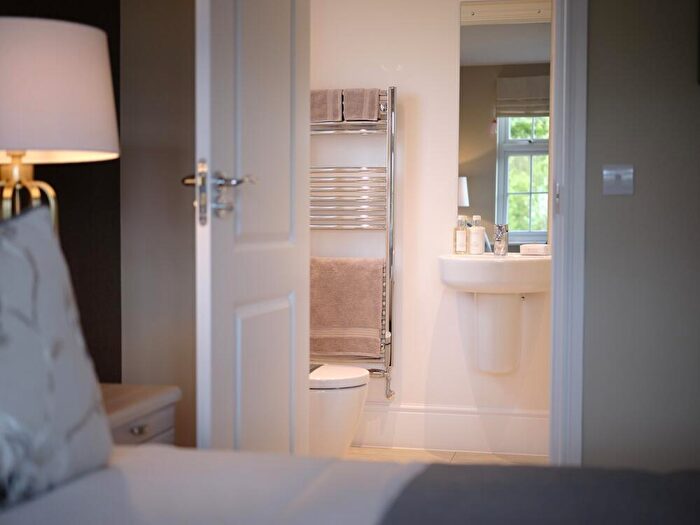 2 Bedroom Bungalow For Sale In Woodborough Road, Winscombe, Somerset, BS25