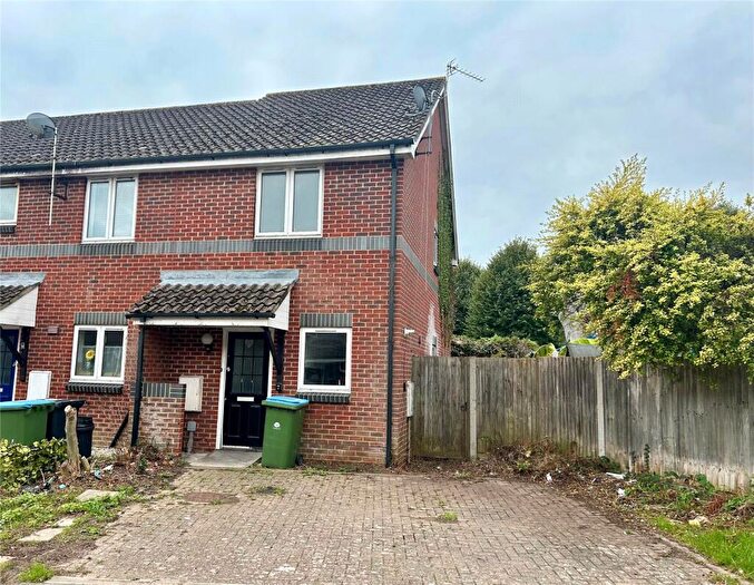 2 Bedroom End Of Terrace House For Sale In Fletcher Way, Bognor Regis, West Sussex, PO21