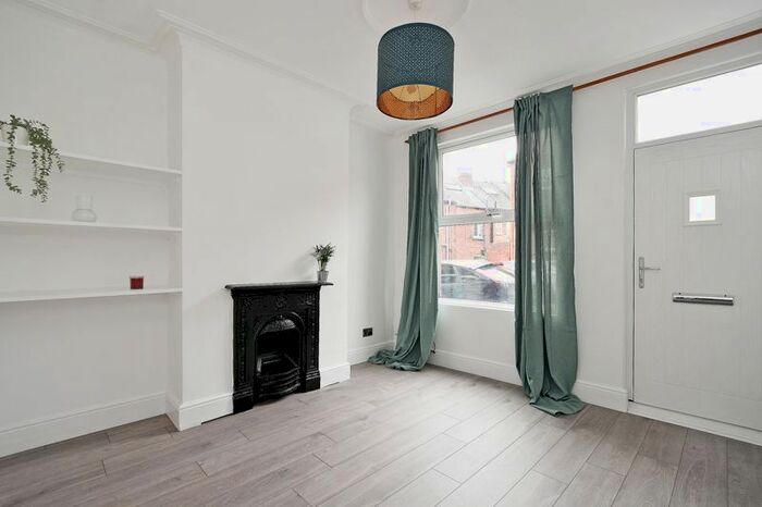 2 Bedroom Terraced House To Rent In Thirlmere Road, Sheffield, S8