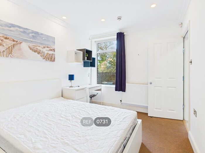 1 Bedroom Apartment To Rent In Pearson Park, HU5