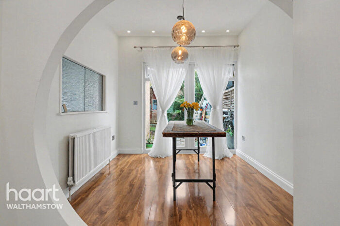 3 Bedroom Terraced House For Sale In Salop Road, Walthamstow, E17
