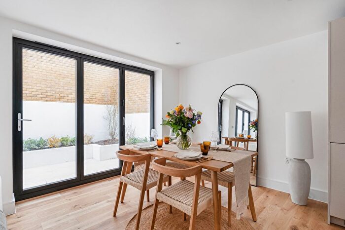 2 Bedroom Property For Sale In Arthur Mews, A Merivale Road, SW15