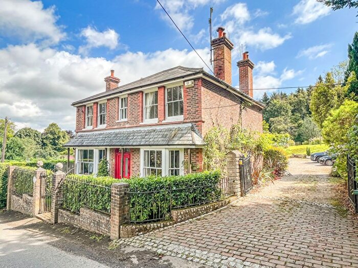 4 Bedroom Detached House For Sale In Ballards Hill, Crowhurst, Battle, TN33