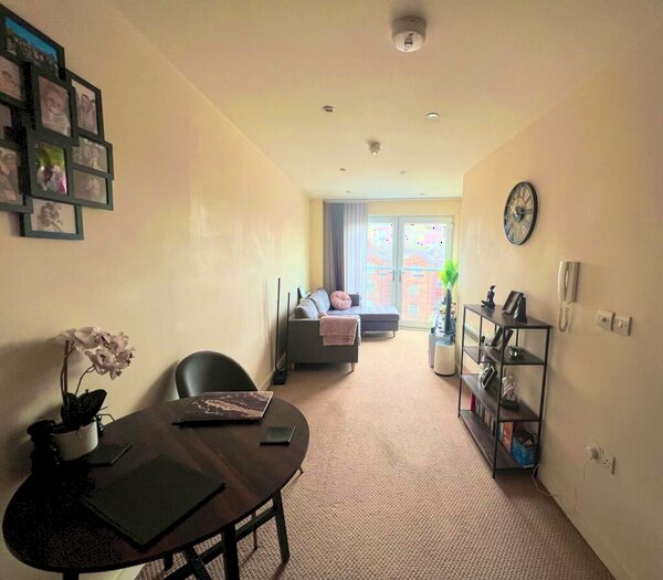 1 Bedroom Flat To Rent In The Pulse, Manchester Street, Old Trafford, M16