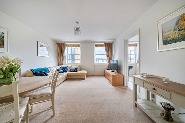 2 Bedroom Flat For Sale In Grenville Place, South Kensington, London, SW7
