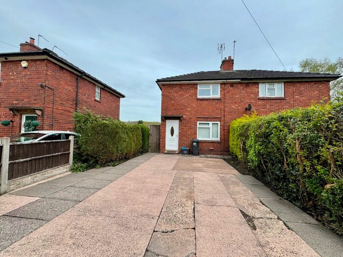 2 Bedroom Property To Rent In Spring Road, Netherton, Dudley, DY2