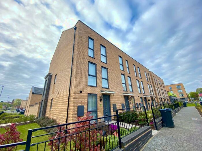 5 Bedroom House To Rent In Hope Street, Birmingham, B5