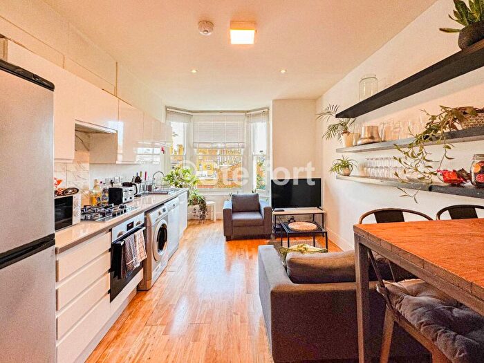 2 Bedroom Flat To Rent In St. John's Grove, London, N19