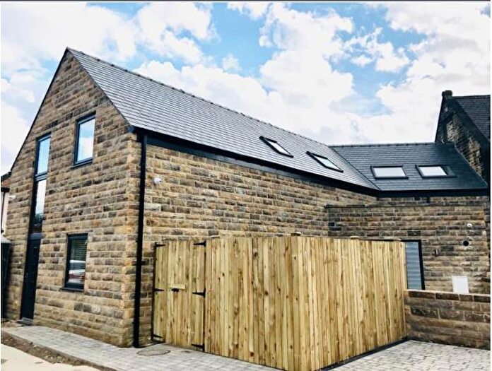 2 Bedroom House To Rent In St Annes Drive, Leeds, LS4