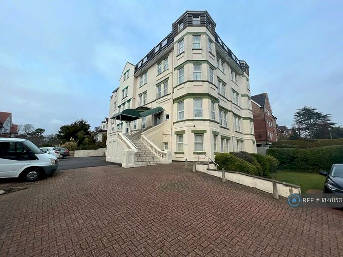 2 Bedroom Flat To Rent In Carlton Court, Bournemouth, BH1