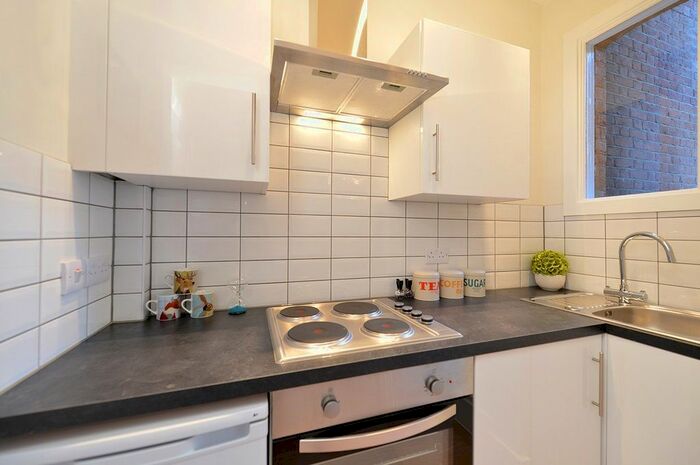 Studio To Rent In Aberdeen Road, Highbury, N5