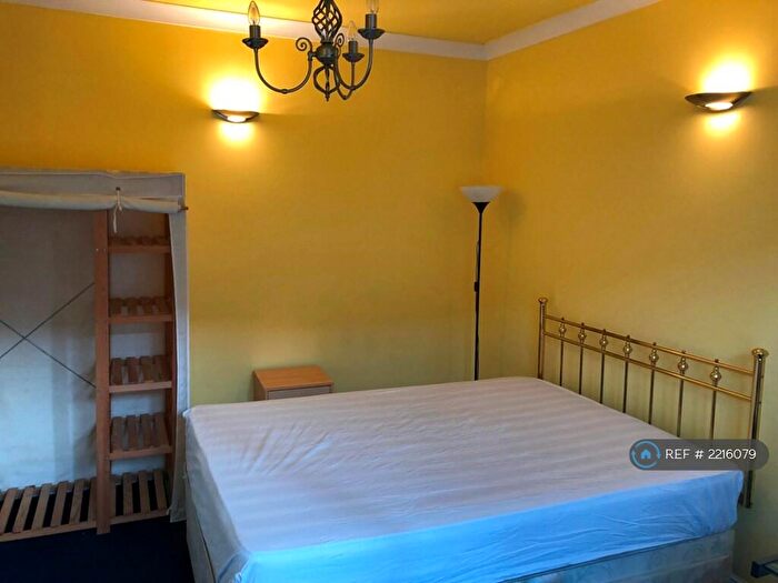 4 Bedroom Terraced House To Rent In Livingstone Road, Southampton, SO14