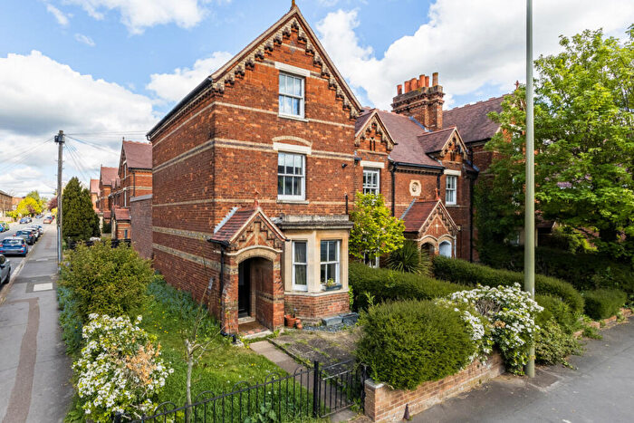 3 Bedroom End Of Terrace House For Sale In Ock Street, Abingdon, OX14