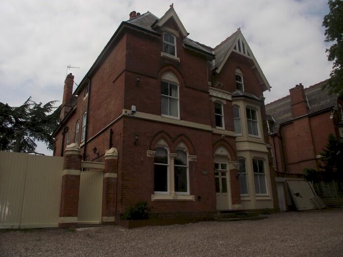 3 Bedroom Detached House To Rent In Westfield Road, Edgbaston, Birmingham, West Midlands, B15