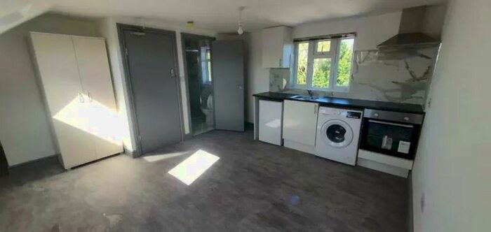 Studio To Rent In Pinner Road, North Harrow, Harrow, HA1