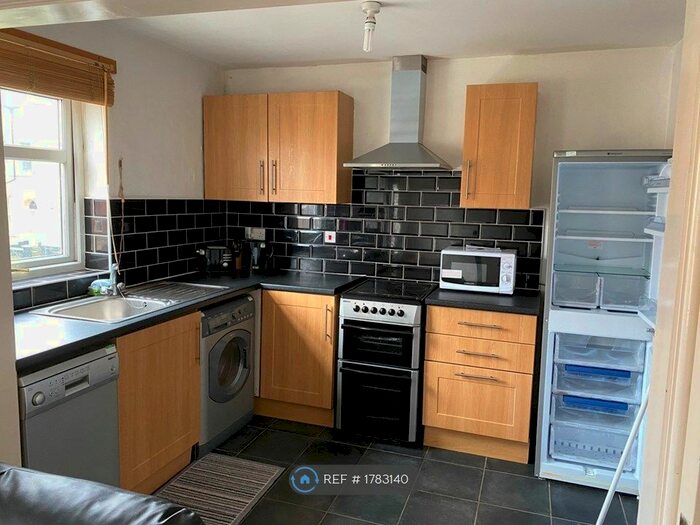 1 Bedroom Flat To Rent In Arundell Street, Nottingham, NG7
