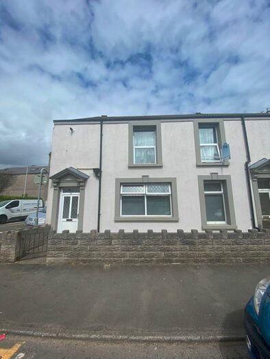 3 Bedroom Flat To Rent In Argyle Street, Swansea, SA1