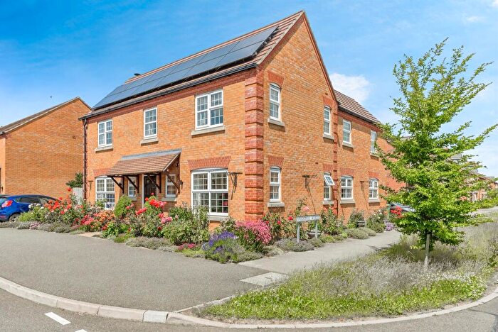 4 Bedroom Detached House For Sale In Kingsdown Drive, Stamford, PE9