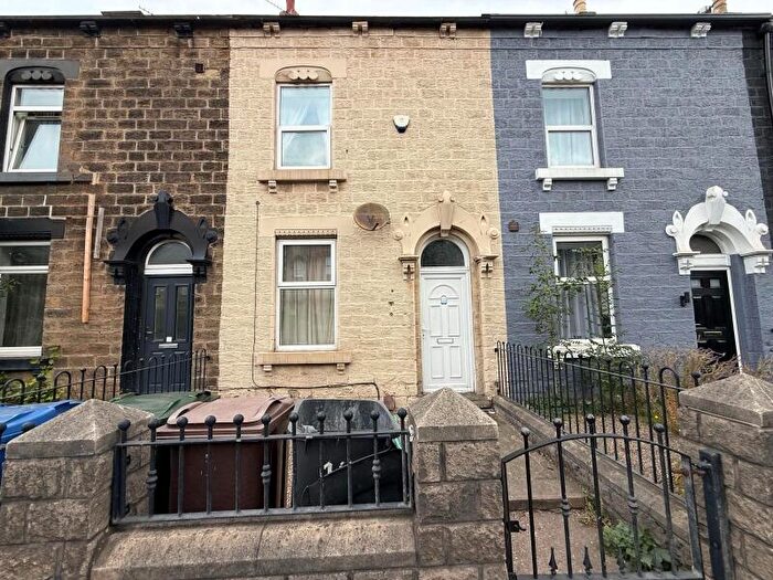 3 Bedroom Terraced House To Rent In Sheffield Road, Barnsley, S70