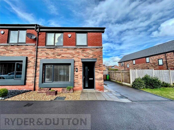 3 Bedroom Semi-Detached House To Rent In Warburton Drive, Middleton, Manchester, Greater Manchester, M24