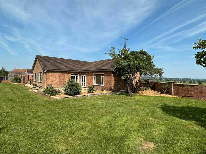 3 Bedroom Detached Bungalow To Rent In Chaxhill, Westbury-On-Severn, GL14