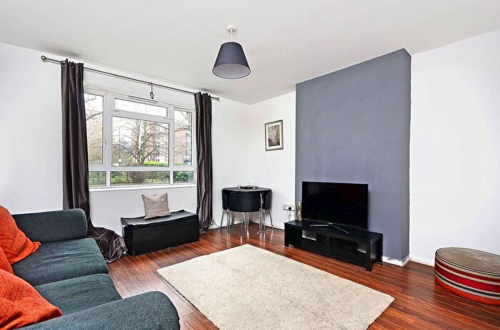 Studio To Rent In White City Estate, White City, London, W12