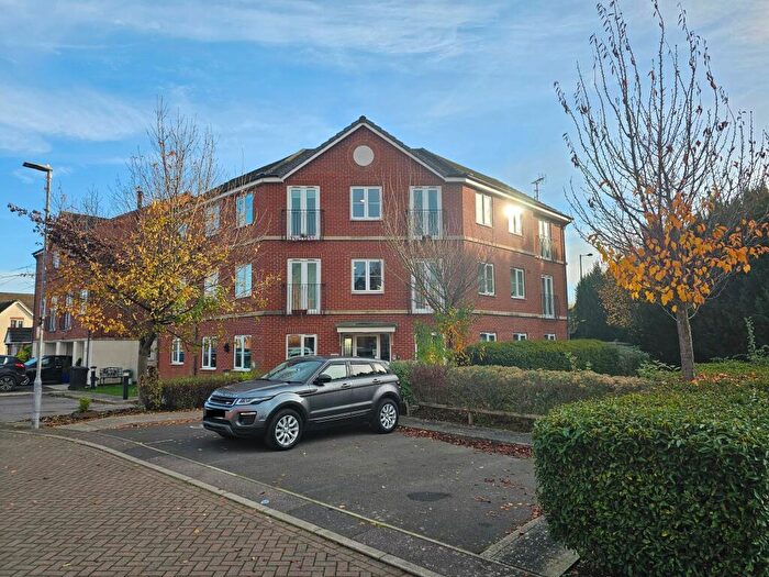2 Bedroom Apartment For Sale In Halifax Drive, Broome House, LE13