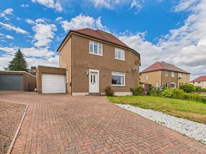 3 Bedroom Semi-Detached House To Rent In Waverley Park, Bonnyrigg, Midlothian, EH19