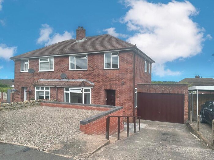 3 Bedroom Semi-Detached House To Rent In Emlyn Avenue, Hereford, HR4