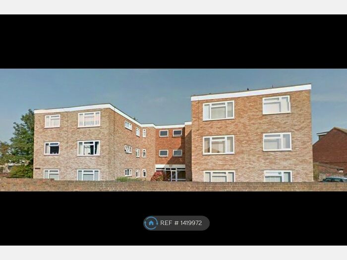 2 Bedroom Flat To Rent In Feltham Hill Road, Ashford, TW15